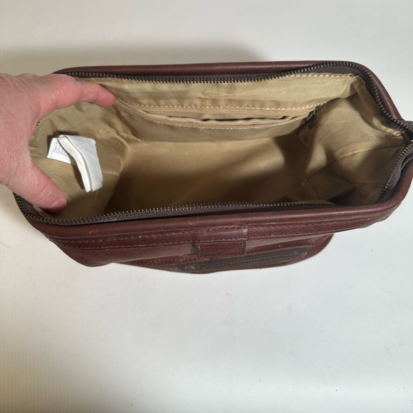 Vintage Bob Timberlake Leather Shaving Bag - Picture 2 of 6